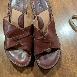 Born Women's Brown Leather Sandals